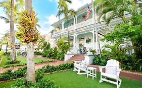 Southernmost Point Guest House&Garden Bar